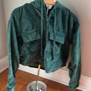 Women’s American Eagle 🦅 cropped corduroy button down. Size XS
